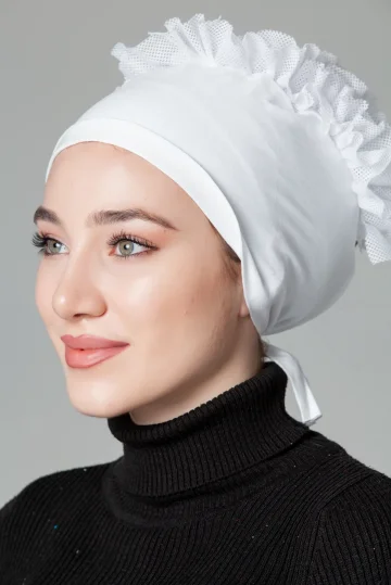 Beyaz Fırfırlı Kaymayan Bone